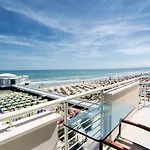Terrazza Marconi Hotel&spamarine מלון סניגליה