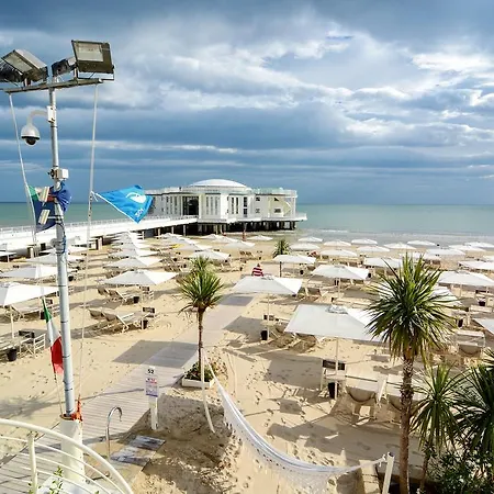 特拉扎玛可尼斯巴玛尼酒店