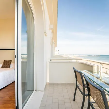 Terrazza Marconi Hotel&spamarine ホテル 4*