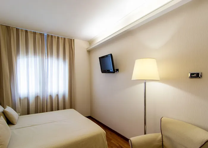 Terrazza Marconi Hotel&spamarine 4* セニガッリア