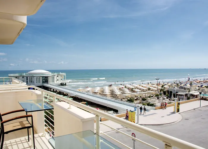 Terrazza Marconi Hotel&spamarine ホテル セニガッリア