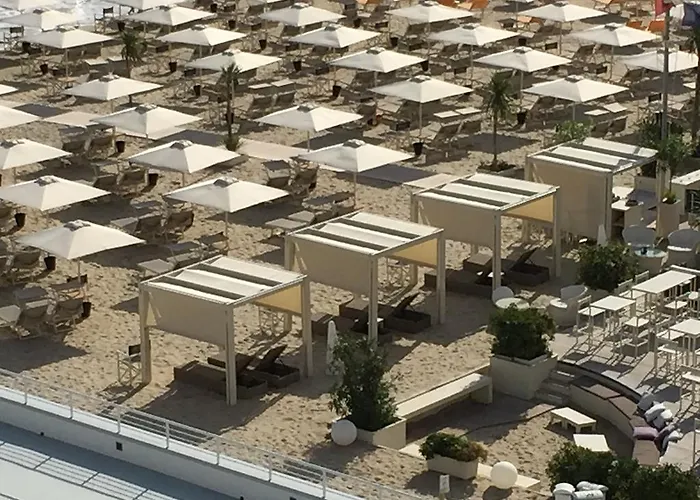 ホテル Terrazza Marconi Hotel&spamarine セニガッリア