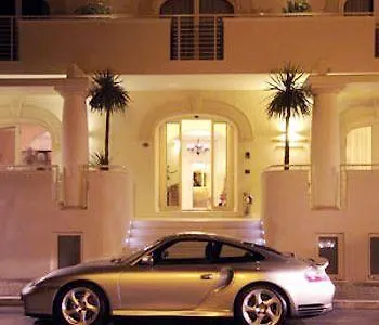 Terrazza Marconi Hotel&spamarine 4* セニガッリア