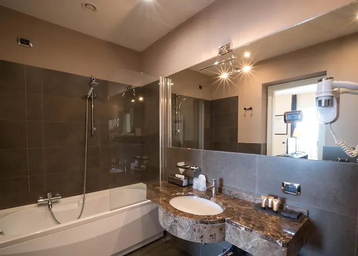 Terrazza Marconi Hotel&spamarine 4* セニガッリア